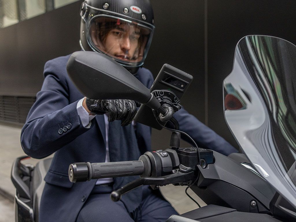Quad Lock Scooter/Motorcycle - Mirror Mount