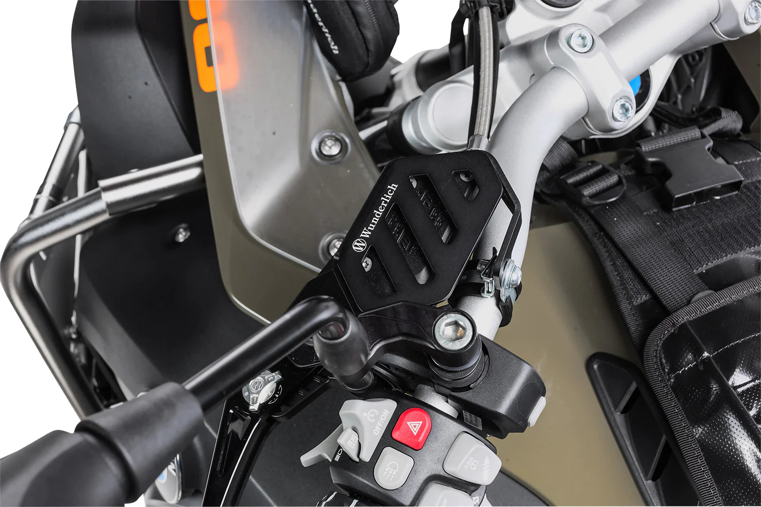 BMW PROTECTION - RESERVOIR GUARD